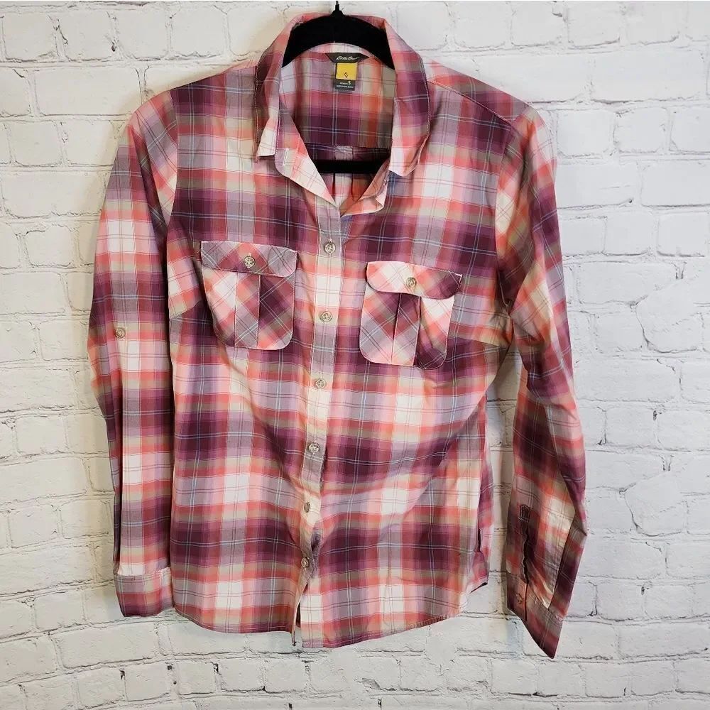 Women's Eddie Bauer longsleeve button-down shirt, size small